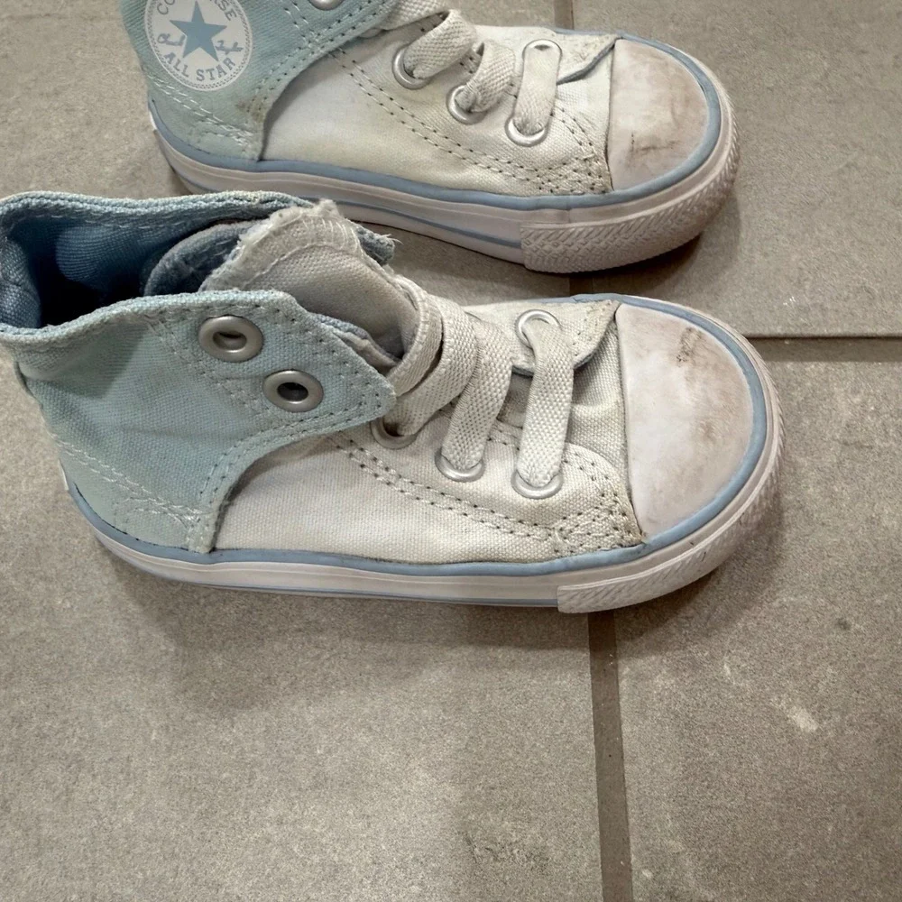 Converse Chuck Taylor All Star Infant Size 5 High Top Sneakers Blue 752584F